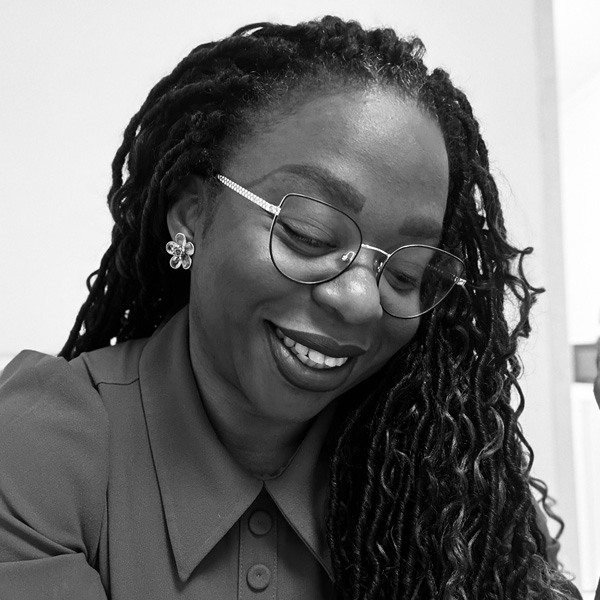 Portrait-Micheline-Laporte